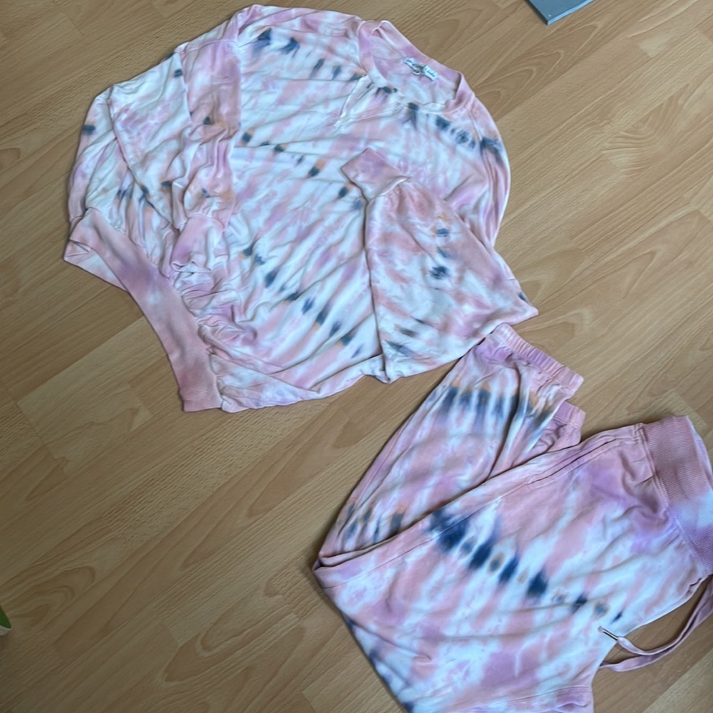 Young Fabulous & Broke Pink Tie-Dye Top and Pants Set